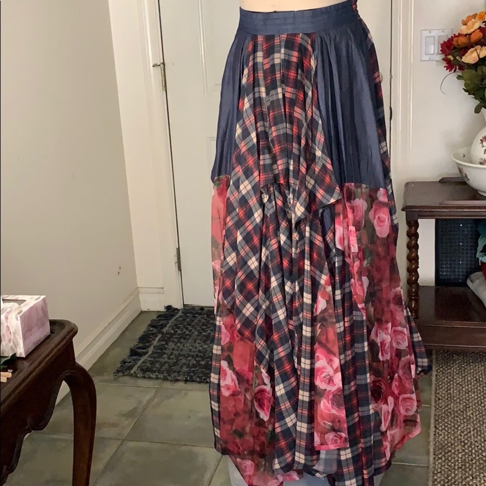 TOV Maxi Skirt